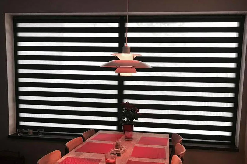 Ruloo öö ja päev – aknakatted Valguskate